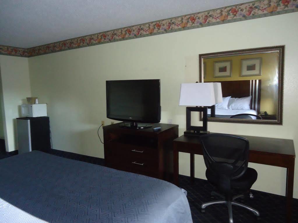 Flamingo Motel Okeechobee Bagian luar foto